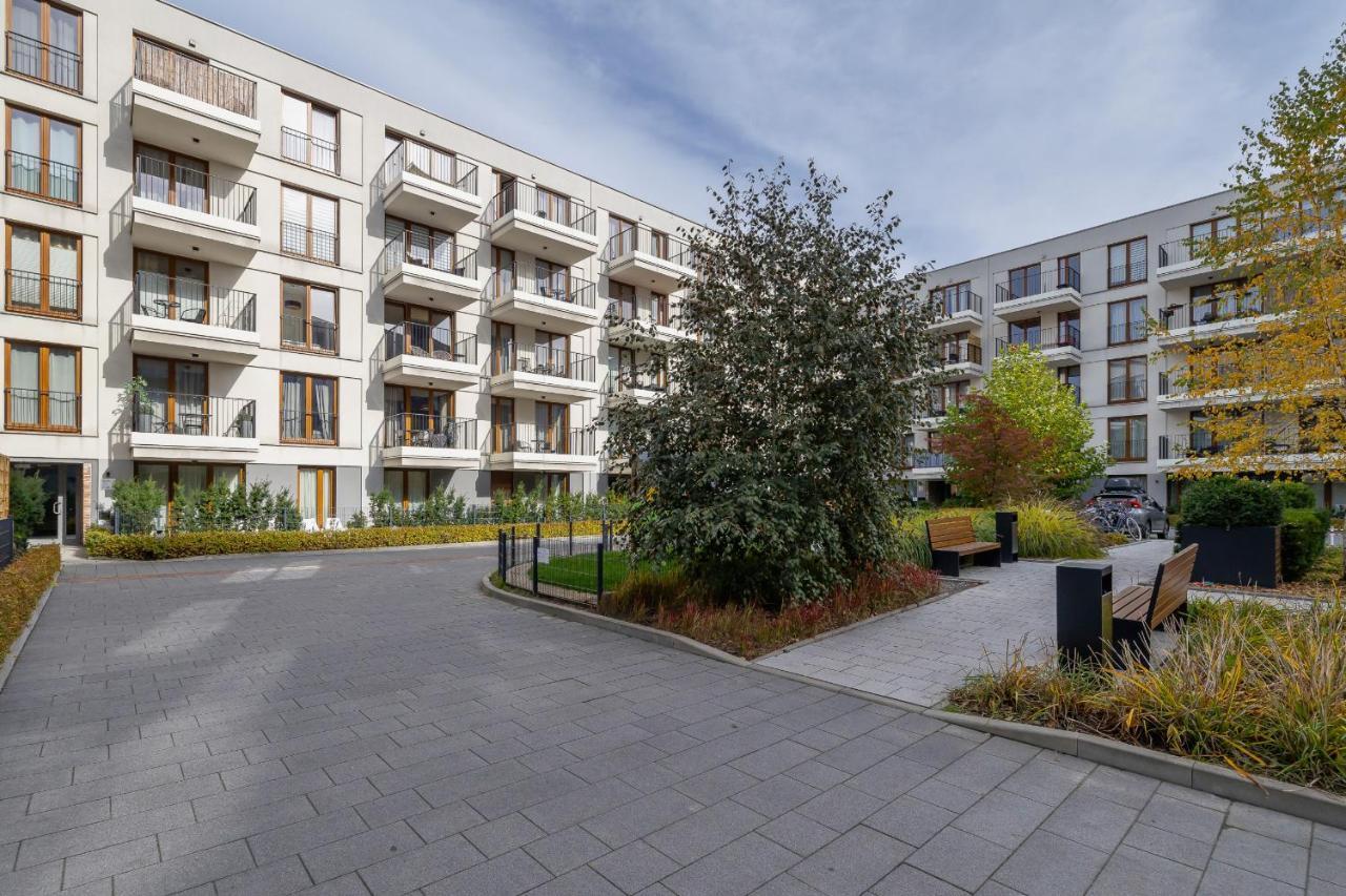 Go With Balcony Rakowicka Cracow By Renters Appartement *